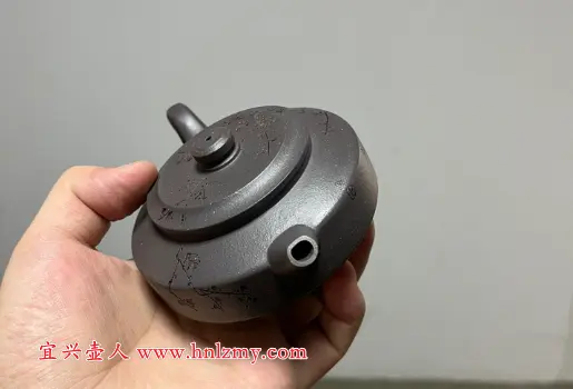 手盤紫砂壺