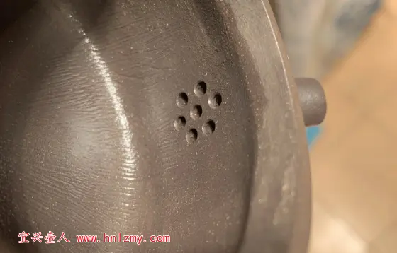 紫砂壺用完后內壁的樣子