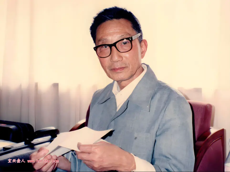 顾景舟照片