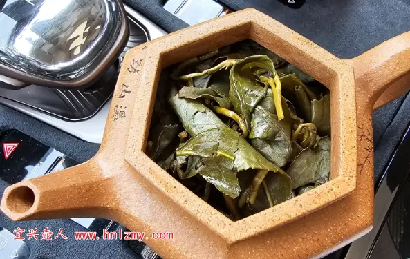 ​段泥紫砂壶适合泡什么茶？看完本文就懂了