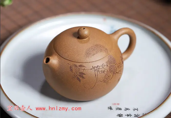 刻繪紫砂壺