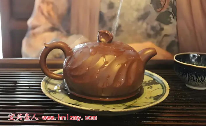 紫砂壶热水消毒