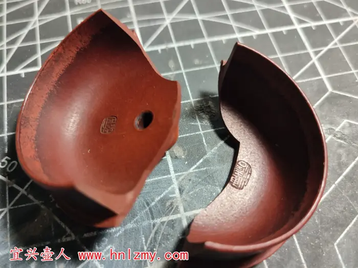 紫砂壺的壺蓋破碎